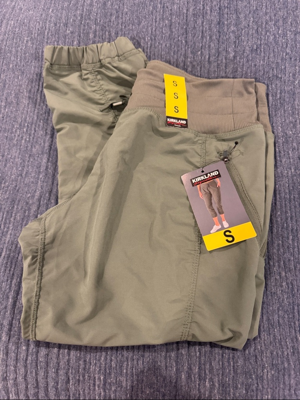 Kirkland Signature Women’s Olive Green Jogger WW